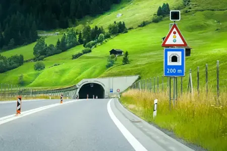 Šveicarijos greitkelių vinjetė 2025